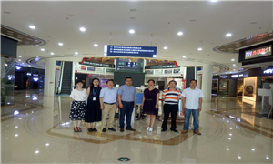 ���հ���У������Ӫ����  ����˫Ӯ����ƪ