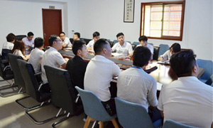 ת������ ����ǰ��-77����֮�Ұ��շֹ�˾�Ϸʱ��ǵ�&ldquo;������˾����ѵתѵ&rdquo;�ۻ�