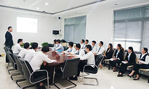 77����֮�Ұ��շֹ�˾�Ϸʳ�����·�������徲֪ʶ��ѵ