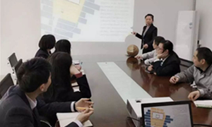 �����꿪չ���������֪ʶ��ѵ��