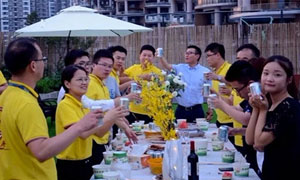 ����������л��ҳ�&mdash;&mdash;���պϷʱ������Ž��˶� 